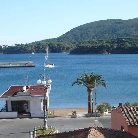 Affittacamere Vista Mare Porto Azzurro Exterior photo