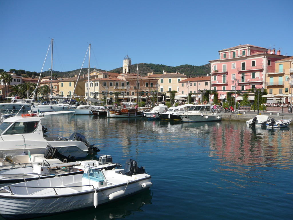 Affittacamere Vista Mare Porto Azzurro Exterior photo