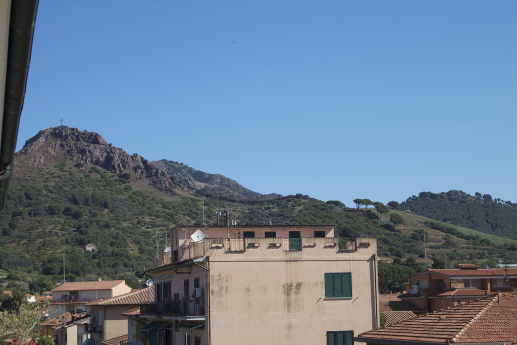Affittacamere Vista Mare Porto Azzurro Exterior photo